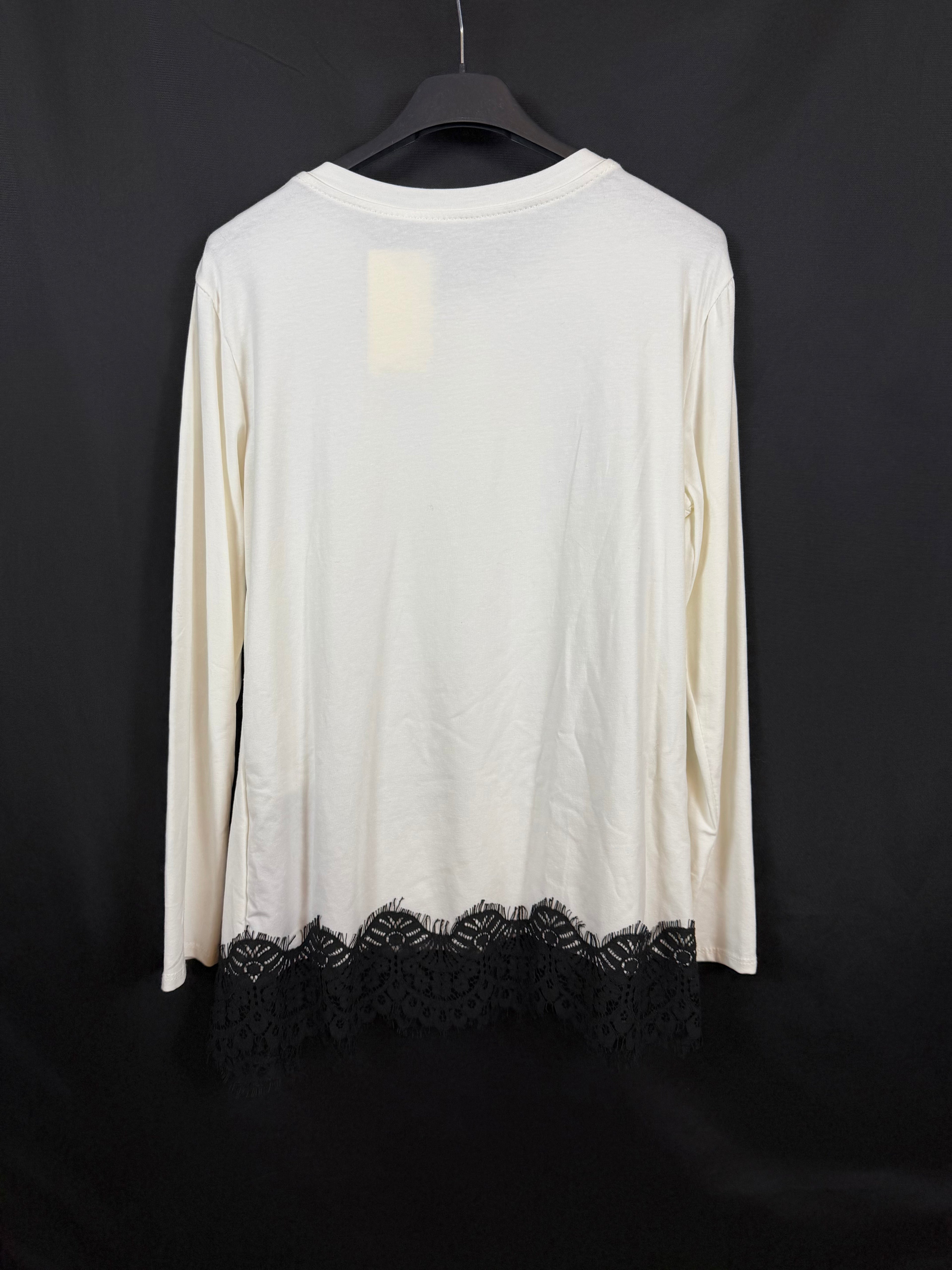 T-shirt a maniche lunghe e pizzo