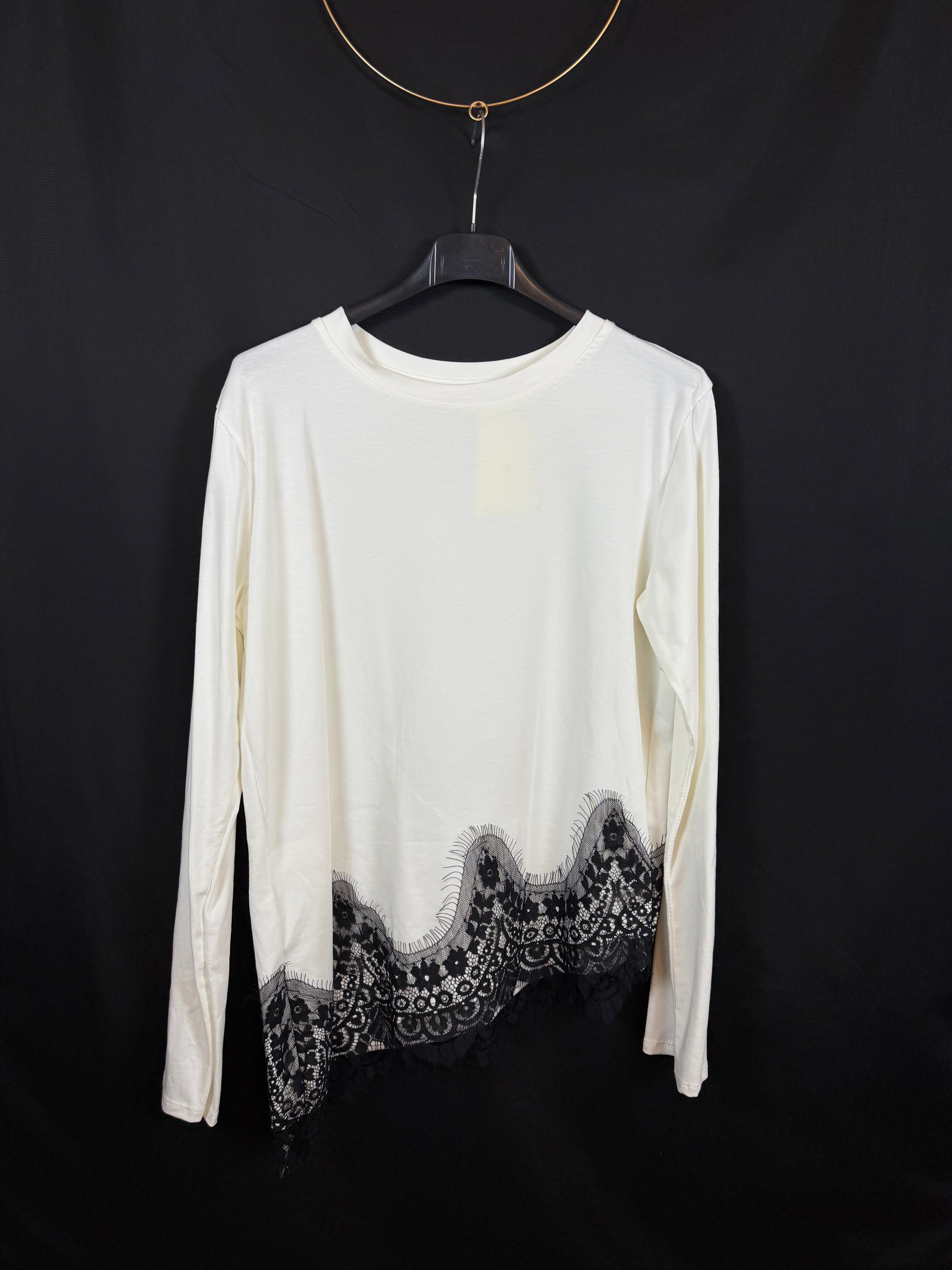 T-shirt manica lunga taglio diagonale