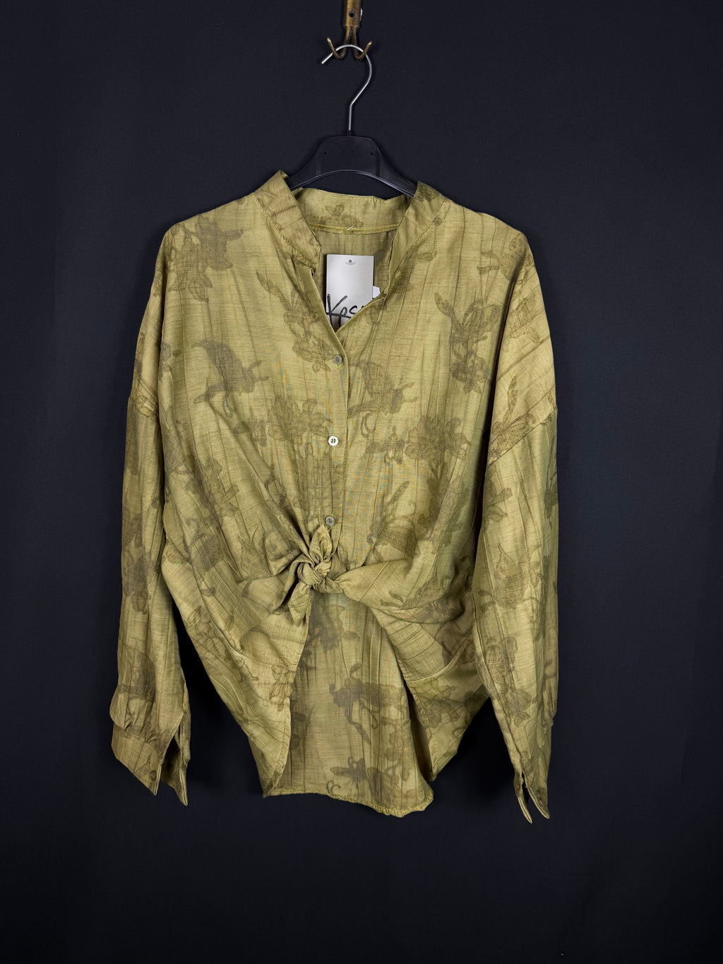 Camicia tono su tono